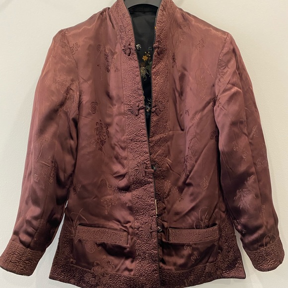 Black embroidered reversible chinoiserie jacket - Picture 8 of 9